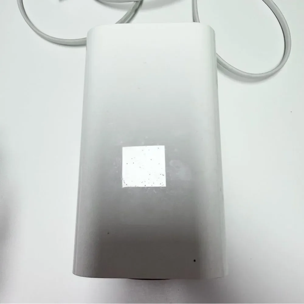 Apple AirPort Extreme Router 802.11ac A1521